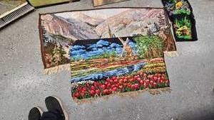 lot 22 image: Tapestry Lot as Pictured