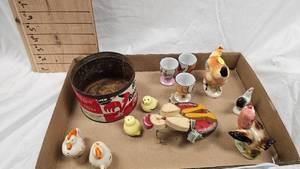 lot 40 image: Chicken SP, Chick SP, Egg Holders, Chicken Figures Lot