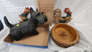 lot 69 image: Misc Vintage Lot w Scottie Dog, Nut Dish, Chicken Dcor Plaques
