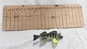 lot 112 image: Rick Whittier Signed 2011 Walleye Spearing Decoy