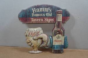 lot 11 image: Vintage Hamms Beer Tavern Sign