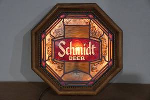 lot 22 image: Vintage Schmidt Beer Faux Leaded Glass Light