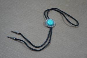 lot 53 image: Western Style Bolo