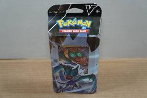 lot 90 image: Pokemon Trading Card Set - Noivern