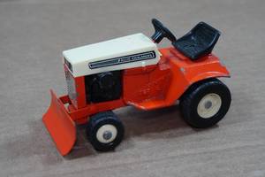 lot 118 image: Vintage Ertl Allis Chalmers Tractor Die Cast