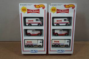 lot 137 image: 2 Hot Wheels Little Debbies Sets