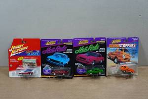lot 149 image: Johnny Lightning Die Casts - Boss Cuda, 1969 Pro Street, Beastmobile
