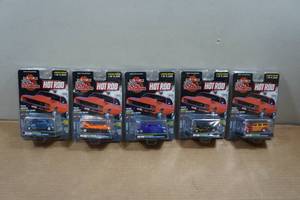lot 156 image: Racing Champions Hot Rod Die Casts - Ford Coupe, Mercury Convertible, Ford Woodie