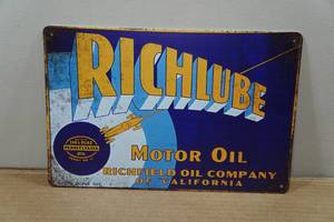 lot 215 image: Vintage Style Metal Sign - Richlube