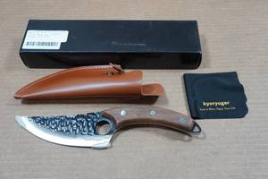 lot 262 image: Kyoryuger Rolled Carbon Steel 10.5 Knife