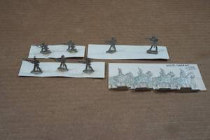 lot 270 image: Antique Barclay Lead Toy Soldiers