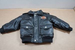 lot 297 image: Harley Davidson Kids Jacket - 3T