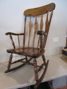 lot 11 image: Gentlemens Rocker