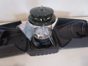 lot 17 image: Coleman Lantern