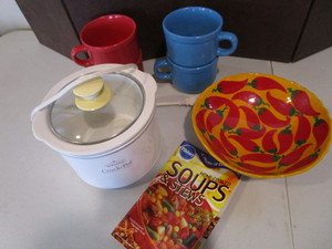 lot 30 image: Crock Pot, Soup Cups, Pot Minder