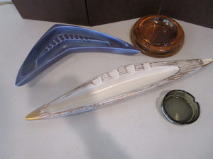 lot 35 image: Ashtrays