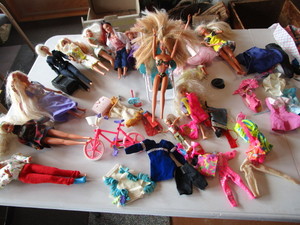 lot 54 image: Barbies, Clothing, Accessories