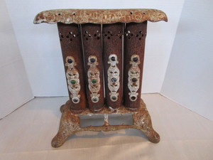 lot 130 image: Antique Radiator