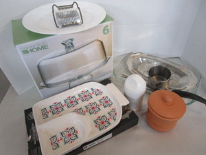 lot 150 image: Kitchenwares