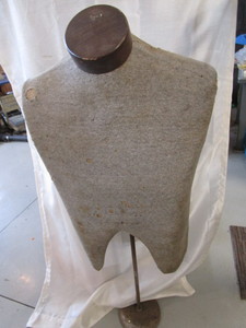 lot 200 image: Dress Form  Mannequin