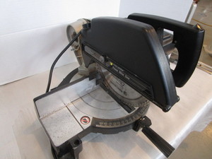 lot 179 image: B&D Miter Saw