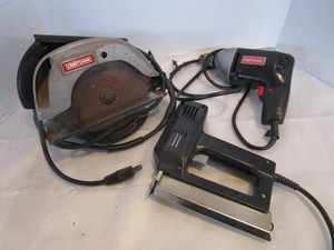 lot 181 image: Circular saw & 38 drill - corded, Craftsmen