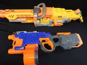 lot 31 image: ASSORTED TOYS