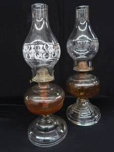 lot 3 image: ANTIQUE GLASS HURRICANE OIL LAMPS