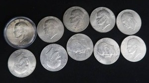 lot 100 image: BICENTENNIAL DOLLARS