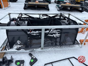 lot 350 image: Wolverine GB-11-72W Skid Steer Grapple Bucket