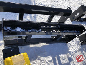 lot 390 image: Wolverine PFF2-13-45W Skid Steer Pallet Fork Frame