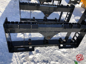 lot 391 image: Wolverine PFF2-13-45W Skid Steer Pallet Fork Frame