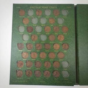lot 160 image: 1 vintage Whitman Lincoln cent album 127 wheat back cents 1909 thru 1959, 27 memorials