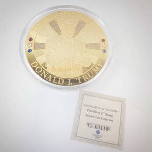 lot 313 image: Donald Trump Jumbo Coin Presidency Collection (American Mint)