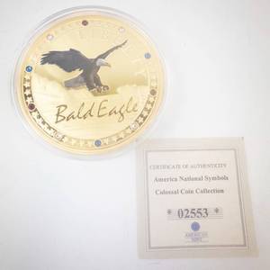 lot 320 image: Bald Eagle Commemorative Coin - American Mint Colossal Coin Collection