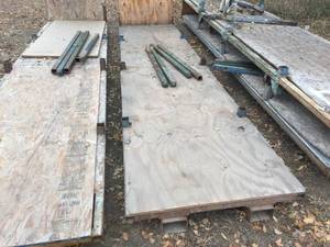 lot 122 image: Large Rolling Warehouse CartRack - 43 x 161