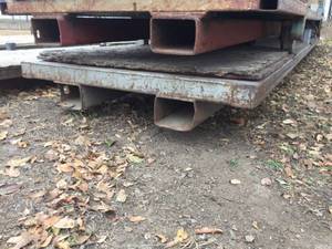 lot 124 image: Large Rolling Warehouse CartRack - 43 x 161