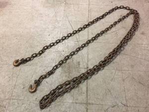 lot 127 image: Good 20 Ft LogTow Chain - 38 Hooks