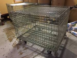 lot 156 image: Rolling Heavy Wire Storage Cages 48 x 40 x 38