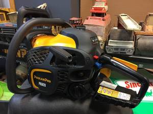 lot 171 image: Poulan Pro PR5020 Gas Chainsaw with Case