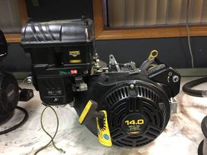 lot 172 image: B&S Vanguard 14.0 HP408cc Horizontal Shaft Engine