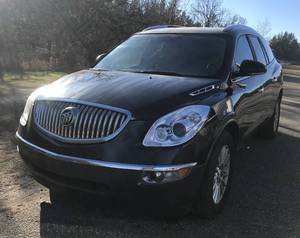 lot 4 image: 2010 Buick Enclave CXL AWD