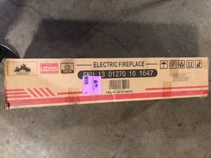 lot 38 image: Electric Fireplace customer return see pictures