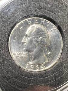 lot 32 image: 1964 US PROOF WASHINGTON QUARTER IN CASE