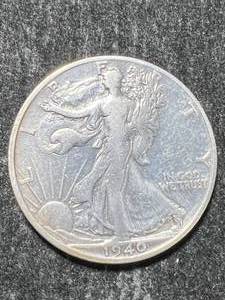 lot 37 image: 1940-S US WALKING LIBERTY HALF DOLLAR
