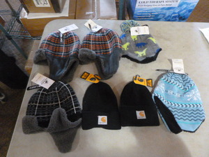 lot 38 image: NEW Toddlers Winter Hats