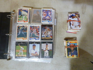 lot 62 image: Lot of over 400 Assorted Trading Cards