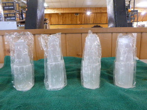 lot 94 image: 4 Selenite Towers
