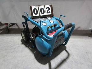 Makita 6 Gallon Air Compressor