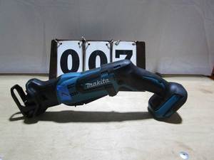 lot 7 image: Makita Reciprocating Saw